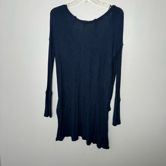 Free People navy blouse size small - Picture 6 of 6